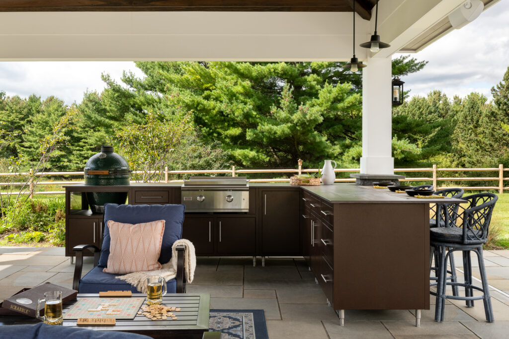 Project Photos: OutdoorFeature5