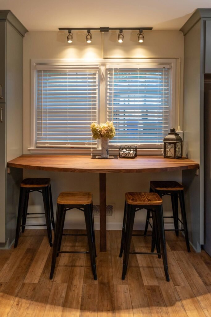 burlington-kitchen-7-of-26_50472009806_o-fb63d382e83f191b6f26f48ca12ac45e-scaled