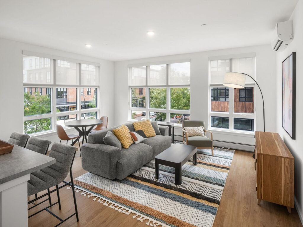 Living-Room-0682b08cfa51c20db01646aa8811cf2b